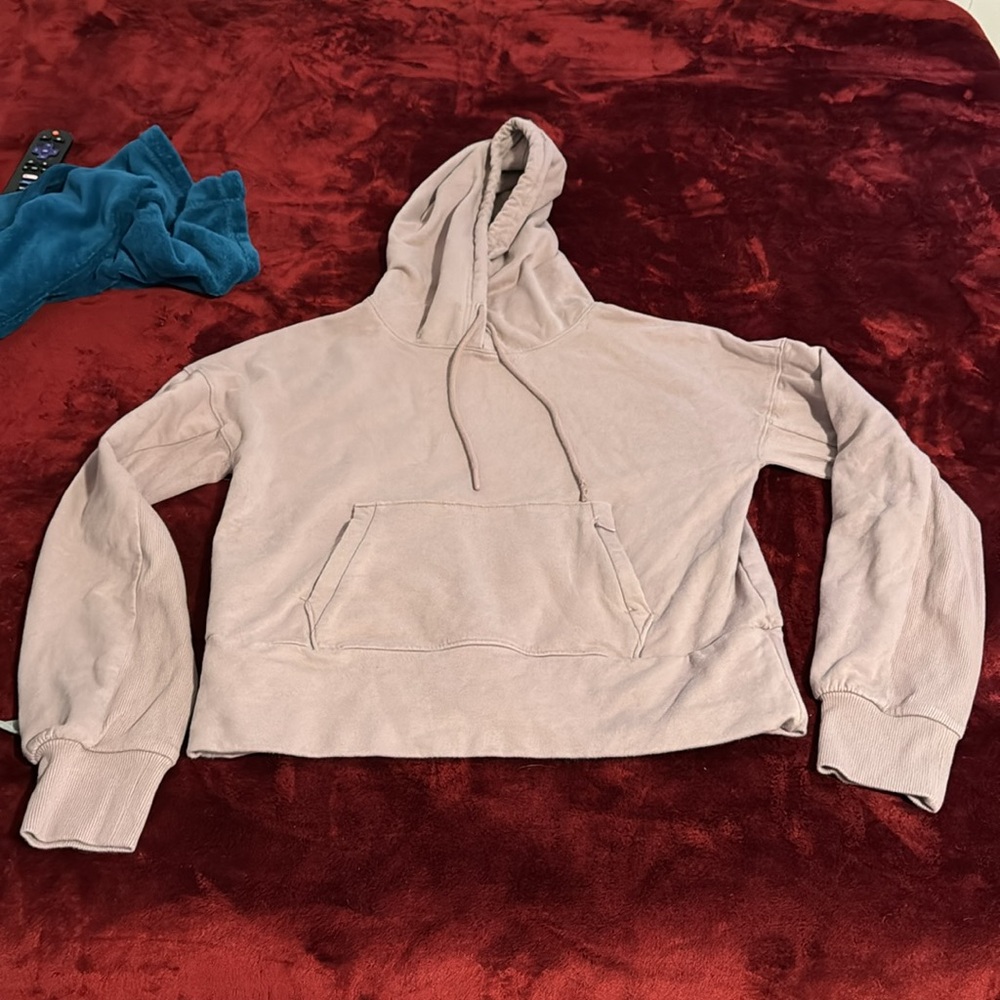 Sweatpants and Hoodie Set - Picture 7 of 9
